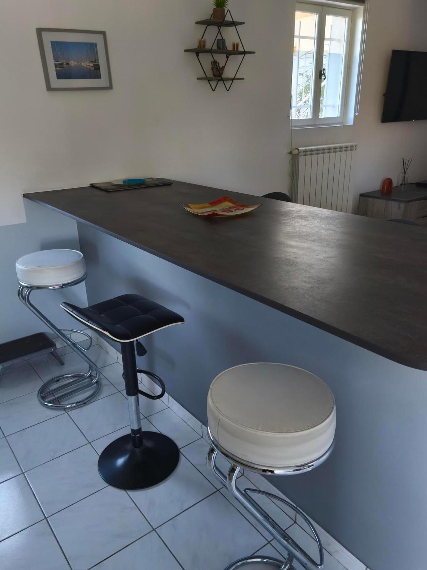 Holiday home Rez De Avec Beau Jardin Et Belle Vue